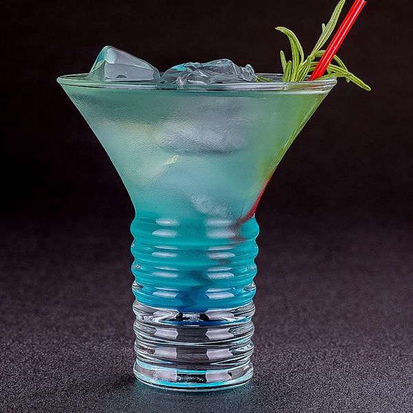 

бесплатная доставка 4шт 210мл коктейль очки бокал спираль martini glass набор 4 бесплатная доставка qylgxg mywjqq
