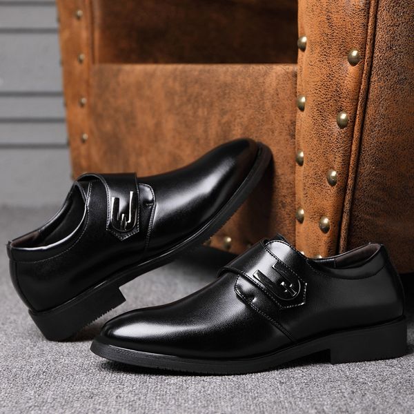 

2020 new mens spring and summer new business formal wear plus size mens shoes british fashion breathable casual leather mens shoes, Black