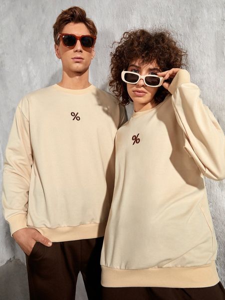 

1pc graphic embroidery sweatshirt q38u#, Black