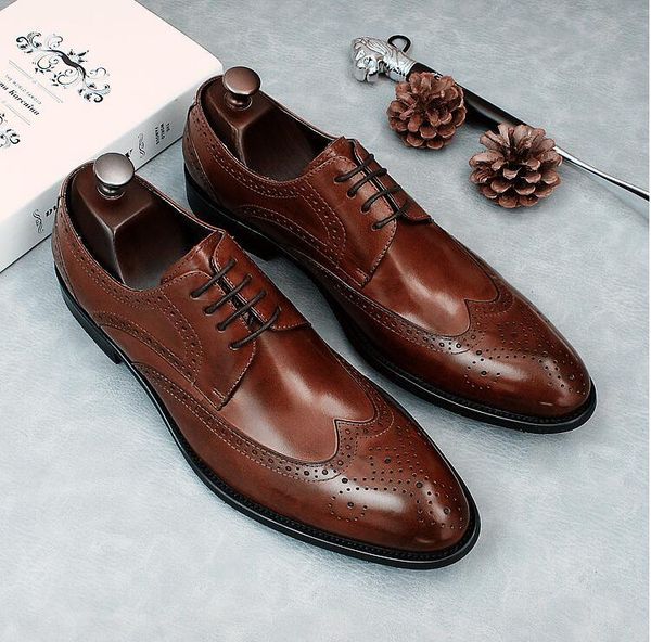 

brogue shoes men genuine leather lace up smart casual shoes pointed toes carved low heel breathable red wedding dress shoe, Black