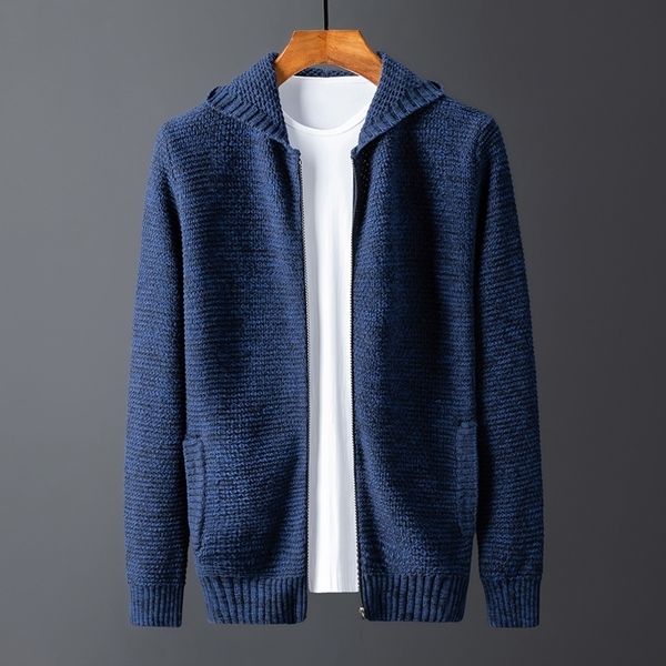 Taglie forti Casual Maglione lavorato a maglia solido Giacche da uomo Cerniera Maglioni coreani neri Tasche con cappuccio Cardigan Hombre Cremallera Inverno 201120