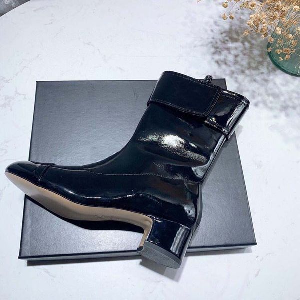 

2021 women leather shoes lace up buckle ankle boots factory direct female rough heel round head size:35-41 43, Black