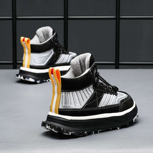 

2020 boys' sports autumn new and children's winter plush thickened two cotton sho, Black