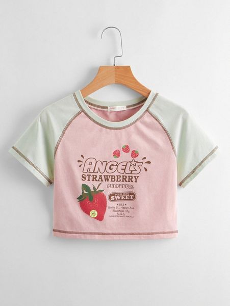

plus strawberry & letter graphic tee x7ko#, Black