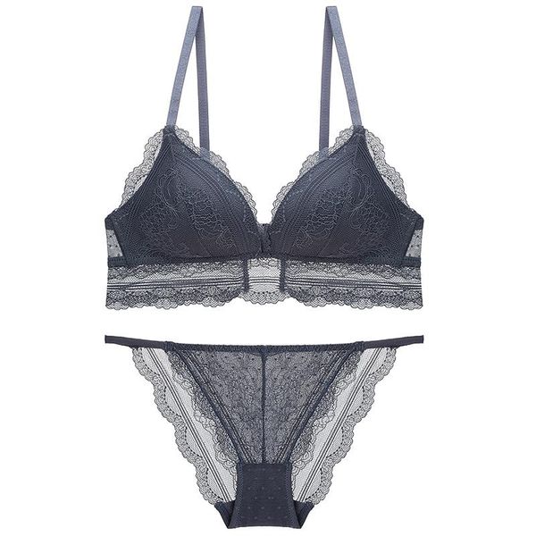 

bras sets sell europe and america style retro strapless lace thin comfortable mold cup bra set french triangle, Red;black