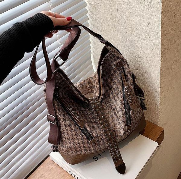 

autumn/winter fashion plaid large capacity women's bag versatile totes trendy shoulder bags