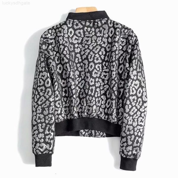 

europe silver fashion and coat cow america 75-1987, White;black