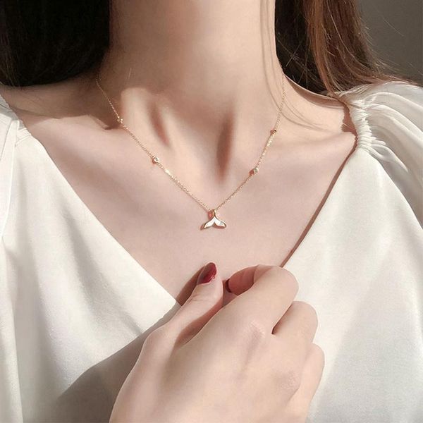 

new elegant and beautiful fishtail shell pendant necklace for women love gift jewelry gold color necklace, Silver