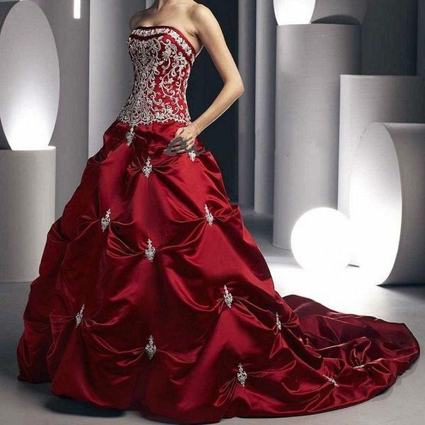 

retro strapless dark red embroidery wedding dresses 2021 ruched long train vintage chapel wedding dress plus size bridal gowns back lace up, White