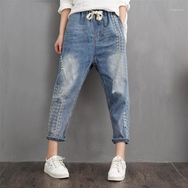 

vintage loose denim jeans women high elastic waist bleached floral embroidery ripped calf-length pants wild female jeans fashion1, Blue