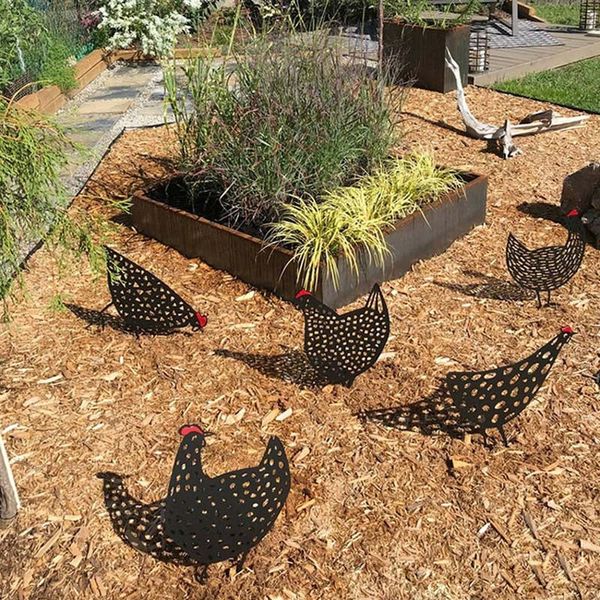 Decorazioni da giardino Chicken Yard Art Nuovo design Manufatti per l'arredamento del prato Imitazione materiale acrilico Chicken 5 Style