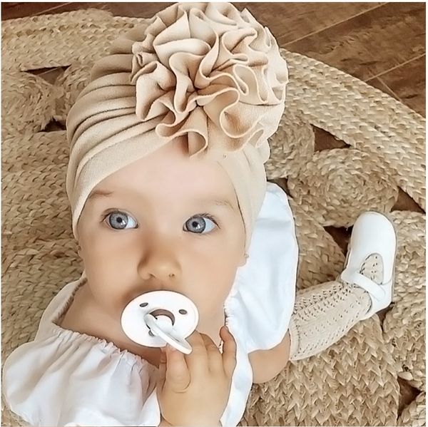 18 Renkler Yeni Güzel Çiçek Bebek Şapka Yumuşak Kız Bebek Şapka Turban Bebek Yürüyor Yenidoğan Bebek Cap Bonnet Headwraps Çocuk Beanie Caps