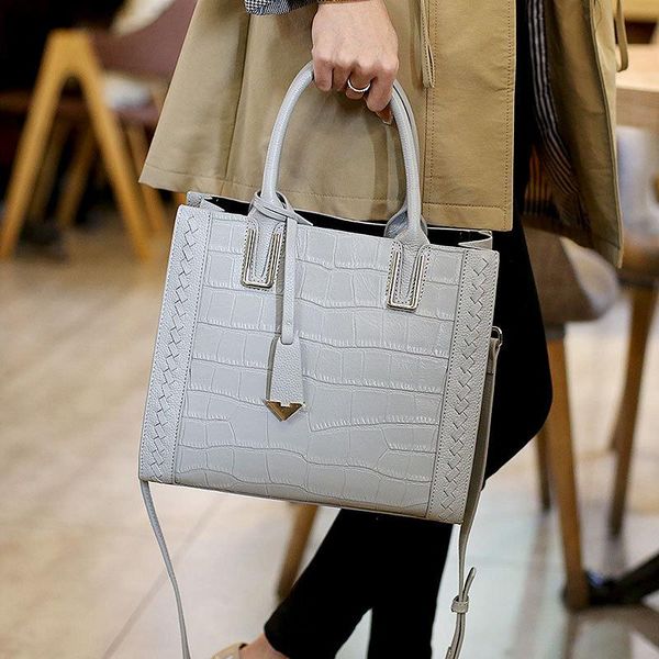 

luxury new alligator 2020 shoulder bag women designer genuine leather handbags women bags solid sweet lady messenger cross-body bags women&#