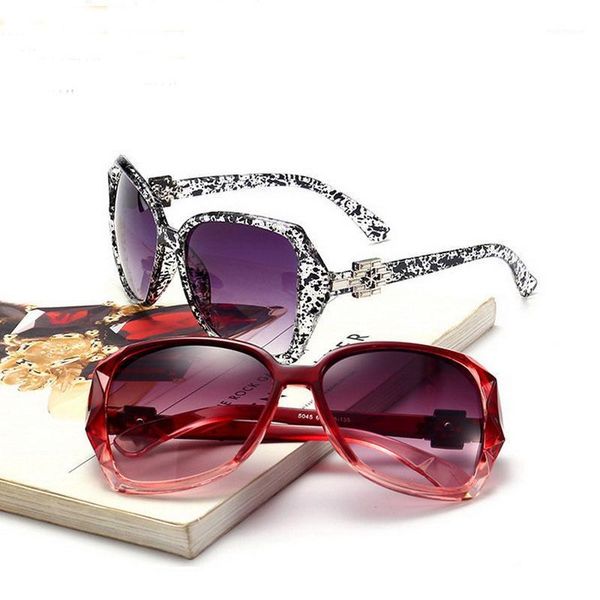 

sunglasses jyjewel oversized women retro brand designer gradient sun glasses men vintage shades eyewear big frame glasses1, White;black