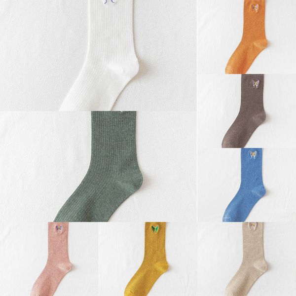 

осень и зима женщины новых трубок средних средних зим женщины мультфильм вышивка дроссельного женскога мило вьющейся свая носков хлопковых н, Black