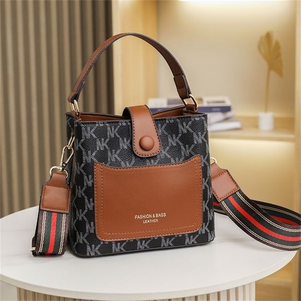 

factory store shop bag urban simple fashion foreign style small square single shoulder messenger letter leisure elegant women's bag who