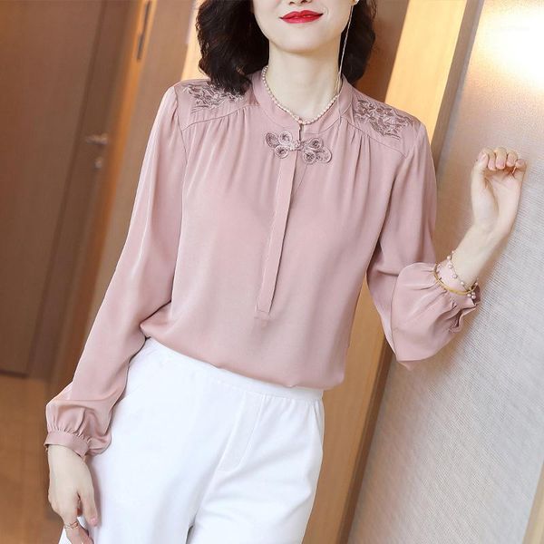 

2020 new spring autumn women loose floral embroidery long lantern sleeve chiffon blouse female o-neck office ladies shirt x621, White