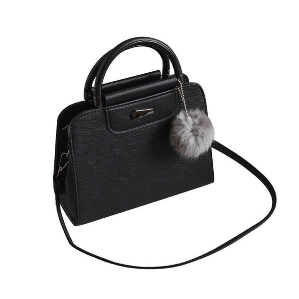 

2021 new arrival women shoulder bag crossbody bag fashion handbag fluffy ball 28gd