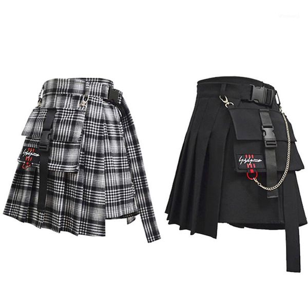 

harajuku streetwear dark maiden high waist cargo skirts with detachable chain pocket mini plaid pleated skirts jupe femme1, Black