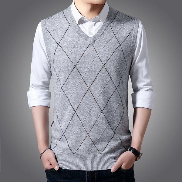 

men's sweaters man plaid cashmere vest casual v-neck jumper male sleeveless argyle wool sweater pullovers, White;black