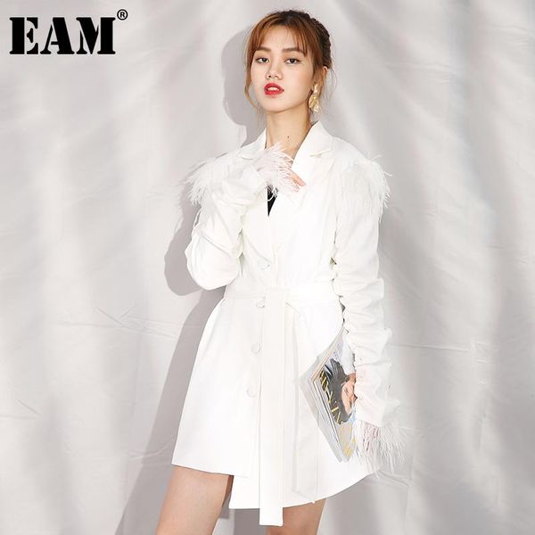 

eam] women white feather bandage long blazer new lapel long sleeve loose fit jacket fashion tide spring autumn 2020 1da24200, White;black