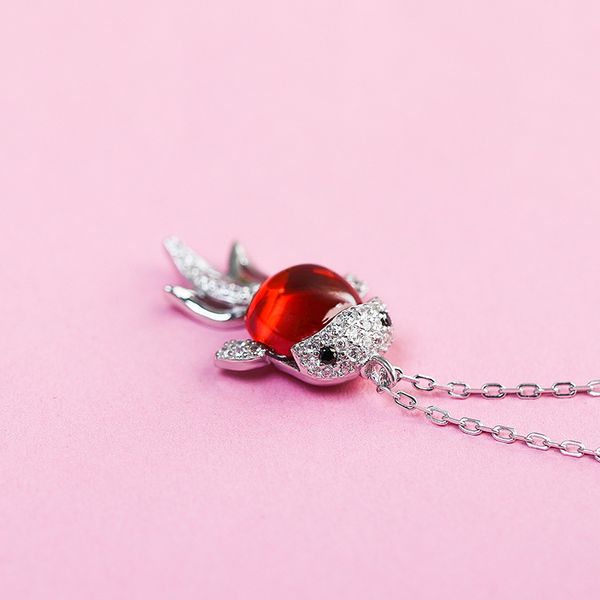 

fashion s925 sterling silver garnet small goldfish necklace female clavicle chain mascot ethnic style fish necklace foreign trade wholesale