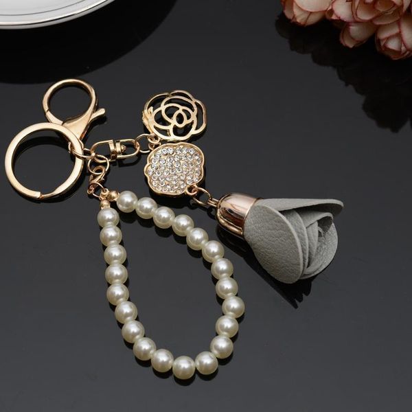 

fashion camellia flower leather keychain bag pendant car ornaments creative gifts long key chain buckle key ring 17 colors b001 h qylcwb