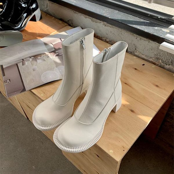 

2021 retro botas mujer patente couro genuno branco meados para mulheres marca designer grosso alto outono inverno curto wgg7, Black