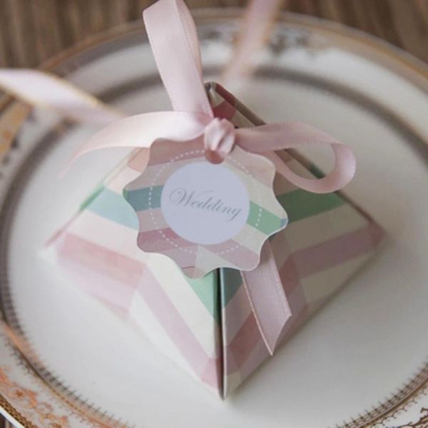 

100pcs aestheticism wedding baby birthday guests event party small goods pink wavy taper ribbon candy favor boxes