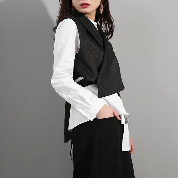 

[eam] 2020 new spring summer lapel sleeveless black button cross bandage ribbon stitch vest women fashion tide all-match lj201204, Black;white