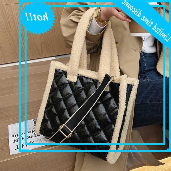 

fashion small bakes new crossbody for casual shoulder handbags winter luxury trend soft hand bags women