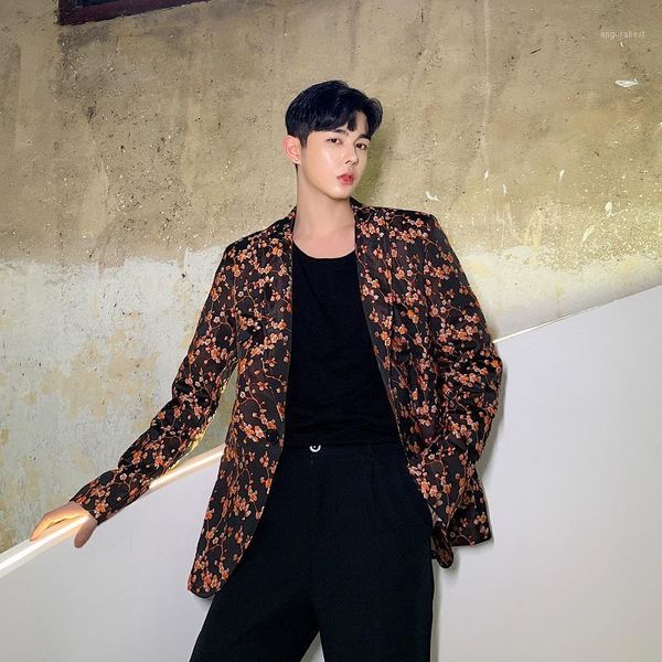 

male streetwear retro flower suit coat stage clothing men damask carving vintage fashion casual blazer suit jacket1, White;black