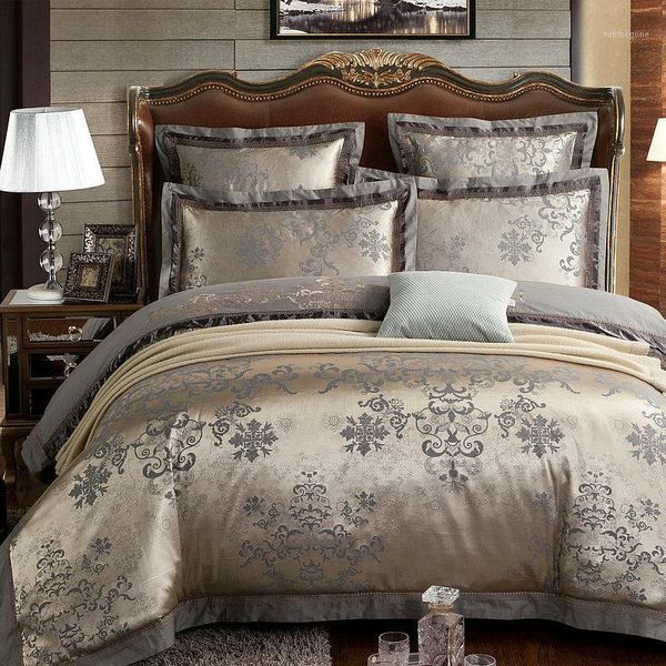 

luxury embroidery jacquard bedding set 4/6pcs duvet cover flat sheet pillowcase1