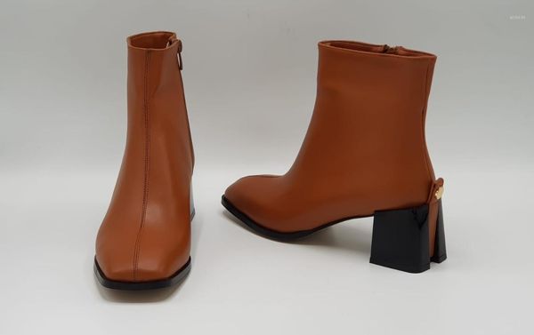 

boots high heel black brown leather for women zip plain1