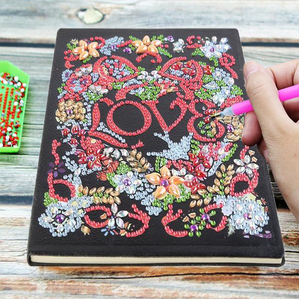 DIY Специальная в форме алмазной живописи ноутбук A5 SketchBook алмазные вышивки кресты стежка комплекты ноутбуки закладки ремесло подарки 201202