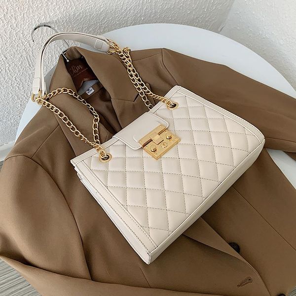 

high-end women's chain shoulder bag 2020 popular new unique bag fashionable all-match cross-body diamond square