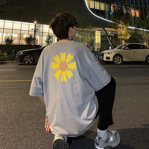 

2020 summer new short sleeve t-shirt women's fashion brand couple loose and versatile trend ins casual men's, White;black