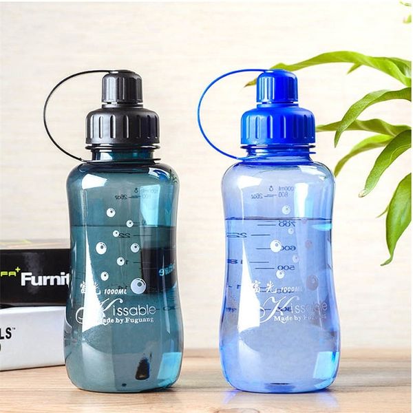 Grande capacità 1L 1.5L 2L Plastica Fuguang bottiglia d'acqua per sport all'aria aperta Viaggi Escursionismo Bottiglia da arrampicata Con filtro a rete 201221
