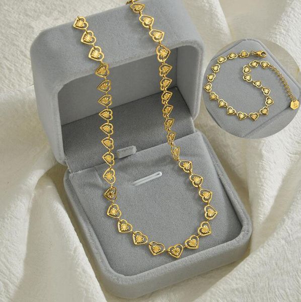 

fashion luxury letters stainless steel necklace charm women temperament necklace retro hip hop clavicle chain personalized jewelry, Golden;silver