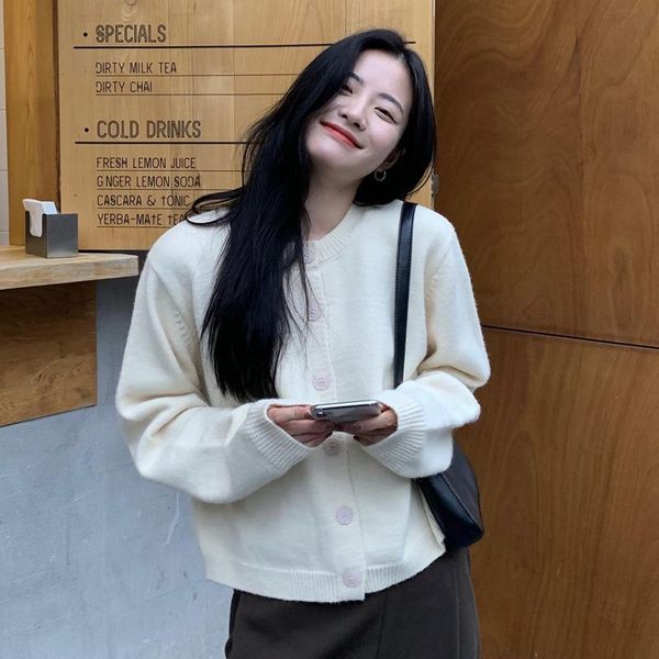 

2020 luxury designer autumn and winter new gentle and lazy knit cardigan ins loose sweater coat women, White