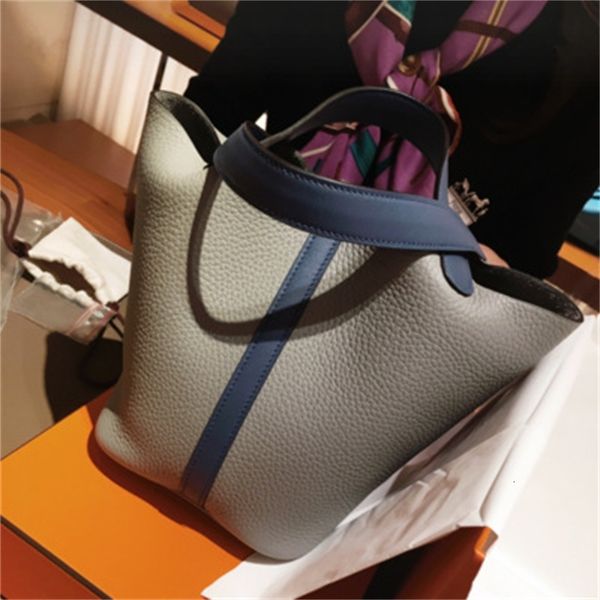 

new matching vegetable basket women's water bucket lychee grain cow leather contrast color portable bag mother