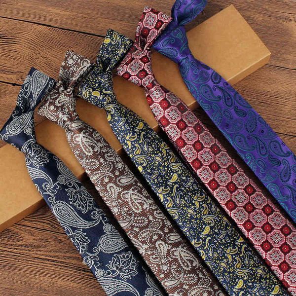 Cravatta Scarpa Corbata Tie per uomo Classico Classic Anacardio Pattern 7cm Jacquard Mano per il giorno del papà Donooquan Regalo