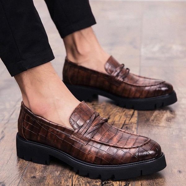 

men leather shoes outdoor casual formal business men's shoes fashion black retro shoes slip-on mens loafers zapatos hombre #ae8k
