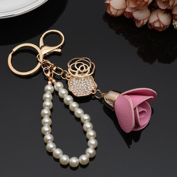 

new camellia flower leather keychain bag pendant car ornaments creative gifts long key chain buckle key ring 17 colors eh816 h qylypd