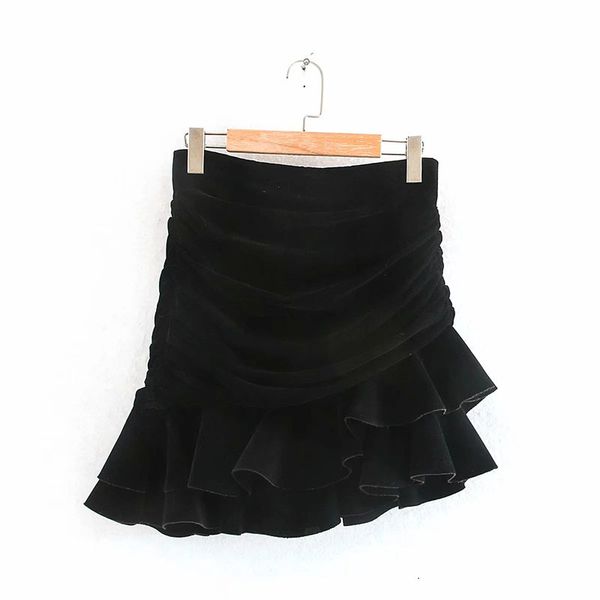 

2021 summer women new elegant fashion black laminated velvet female side mini skirt