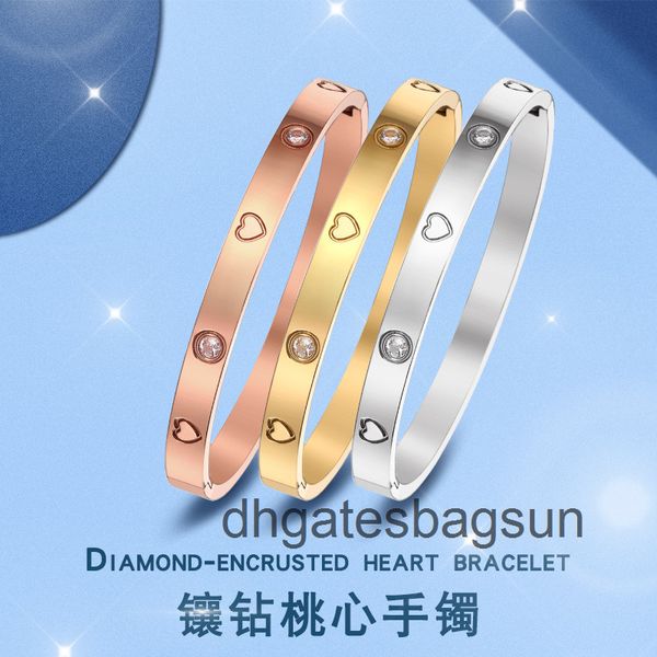 

fashion heart-shaped titanium steel bracelet peach heart buckle stainless diamond inlaid love, Black
