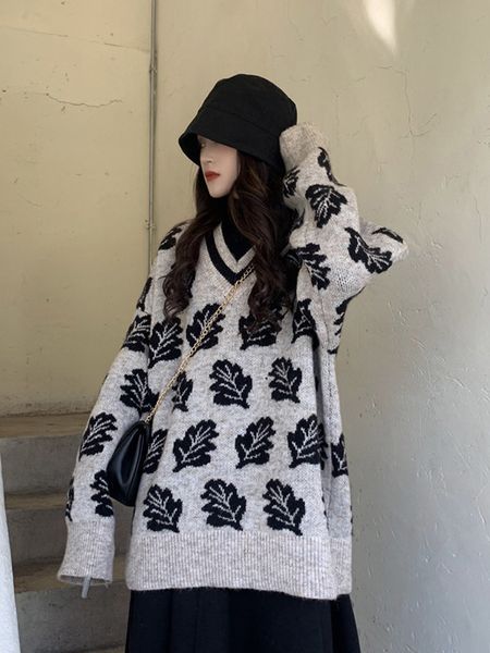 

v-neck retro loose leaf knitted sweater women's outer wear autumn 2020 new mid-length lazy style ins, White;black