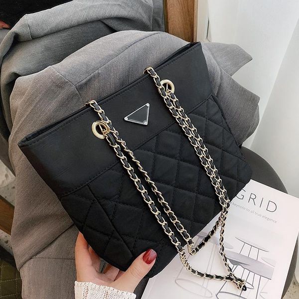 

lingge embroidery thread handbags 2020 new fashion all-match single shoulder messenger bag portable tote bucket bag underarm