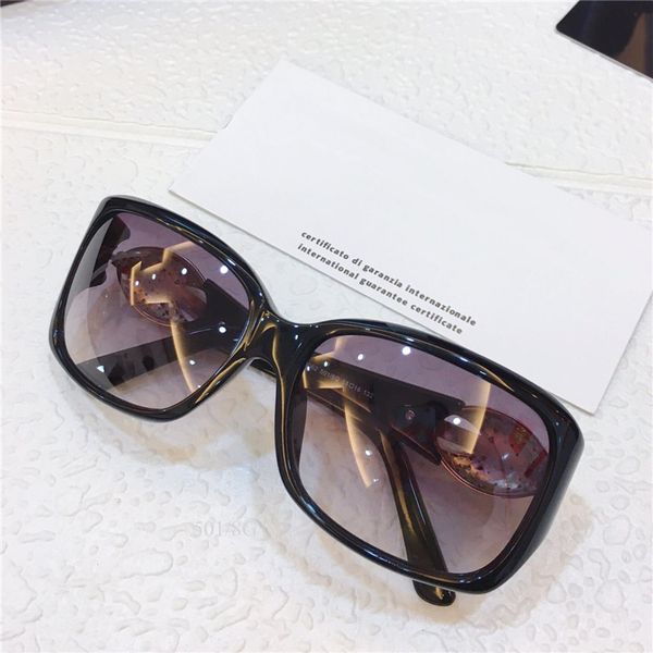 

8062 sunglasses women and men charming square fashion fashionable glasses diamond plate full frame anti-uv sunglasses in box, White;black