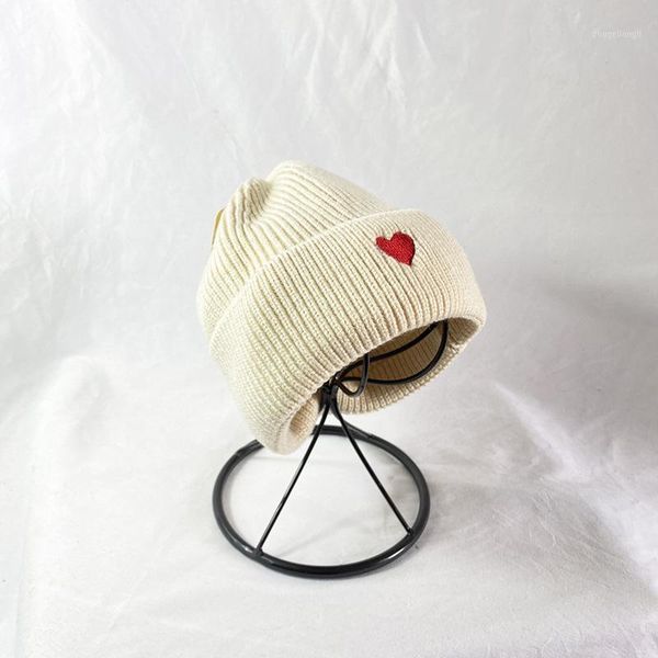 

new autumn winter knitted loving heart embroidery roll edge street trend casual outing warm windproof beanies hats1